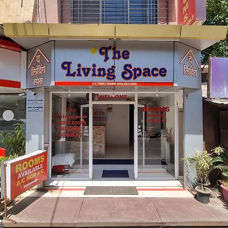 The Living Space Лонавала Экстерьер фото