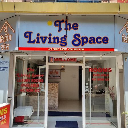 The Living Space Лонавала Экстерьер фото
