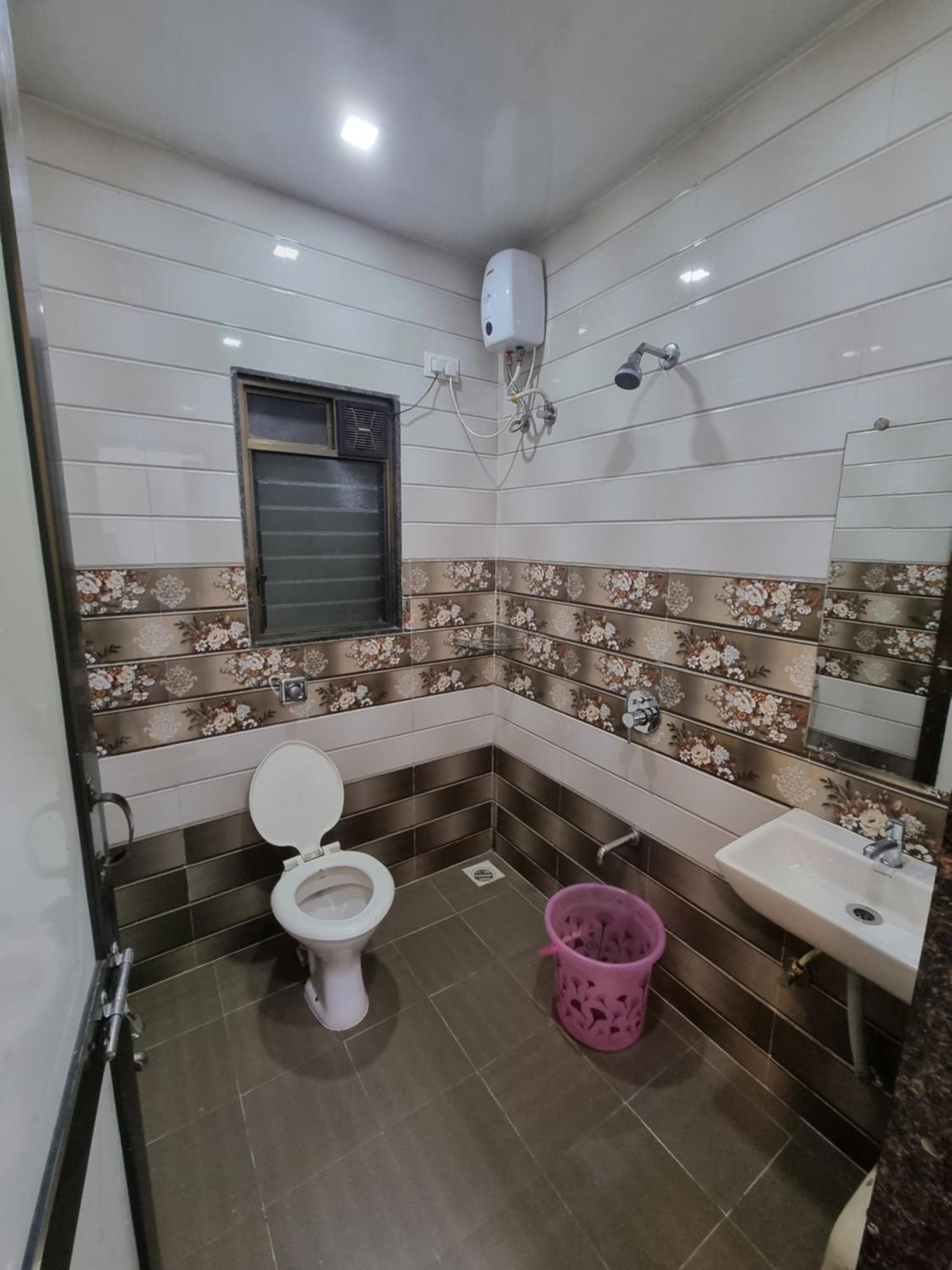 The Living Space Лонавала Экстерьер фото